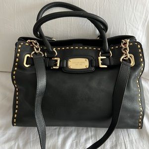 Big black purse Michael Kors with cross body strap
